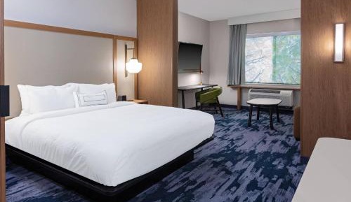 Queen Suite with Two Queen Beds, Roll-In Shower and Sofa Bed - Mobility Access/Communication Assistance