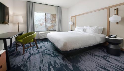 King Room - Hearing Accessible