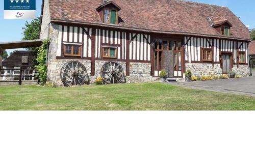 Single Room with Private Bathroom