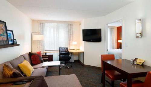 One-Bedroom Suite