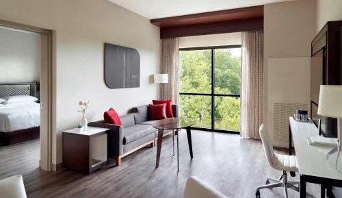 King Junior Suite