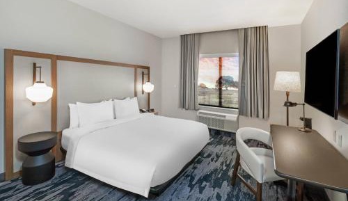 King Room - Hearing Accessible
