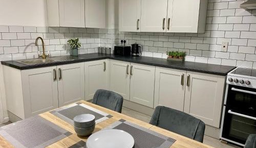 Five-Bedroom Apartment