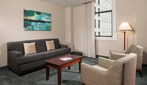 King Suite with Trundle Sofa - Hearing Accessible
