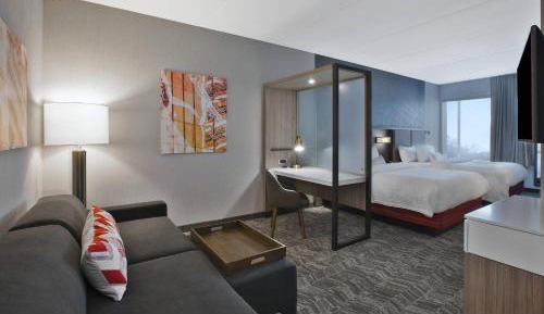 Queen Suite with Two Queen Beds and Bathtub - Mobility Access