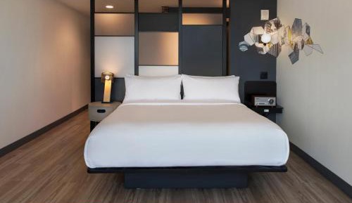 Aloft, Guest room, 1 King