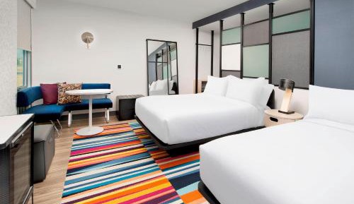 Aloft Guest Room, Guest room, 2 Queen