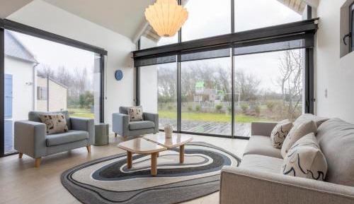 Four-Bedroom Deluxe Home - Oceanfront