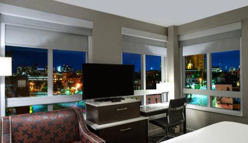 Studio with King Bed and Skyline View - Hearing Accessible