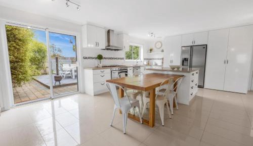 Five-Bedroom Holiday Home