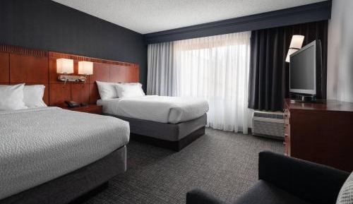 One-Bedroom Double Suite with Sofa Bed