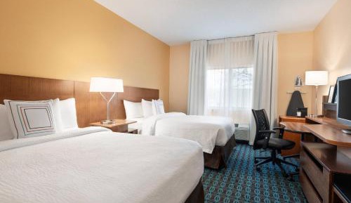 Queen Room with Two Queen Beds - Non-Smoking