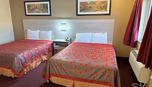 Two Queen Beds Suite Efficiency - Non-Smoking