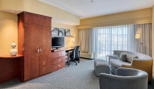 Studio with King Bed and Sofa Bed