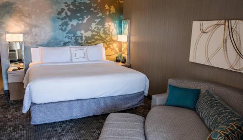 King Room with Sofa Bed