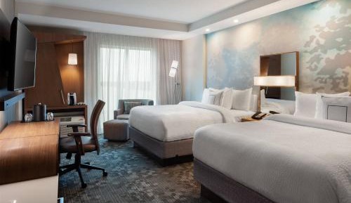 Deluxe Queen Room with Two Queen Beds
