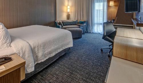 King Room with Sofa Bed