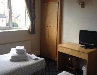 Twin Room with Shared Bathroom