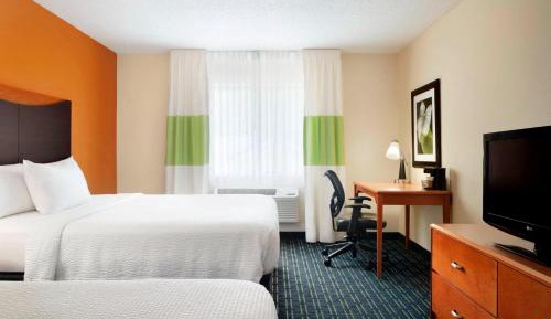 Queen Room with Two Queen Beds and Bathtub - Mobility Access/Hearing Accessible
