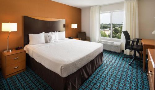 King Room - Hearing Accessible