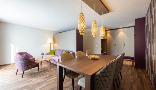 Deluxe Family Suite