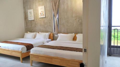 King Room with Two King Beds