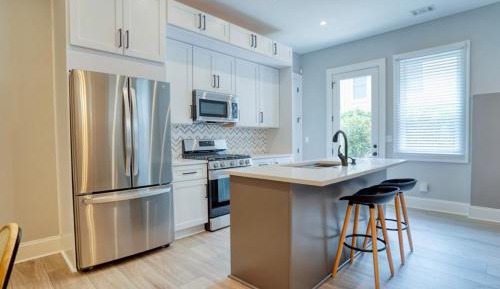  'Durant Place' 1BR/1BA Apartment, 872 Durant Place NW, 30309