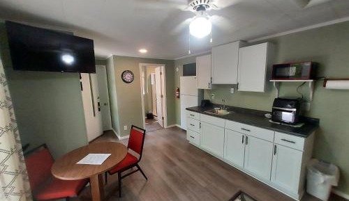 One-Bedroom Suite
