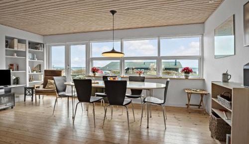 Three-Bedroom Vacation Home 