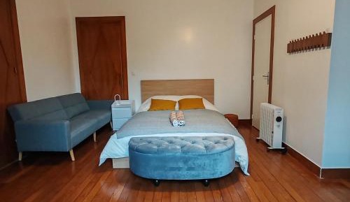 Deluxe One-Bedroom Apartment with Garden View