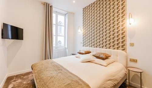 Three-Bedroom Premium Apartment with Balcony