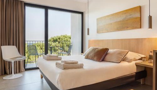 Double Room with Balcony - Sea View