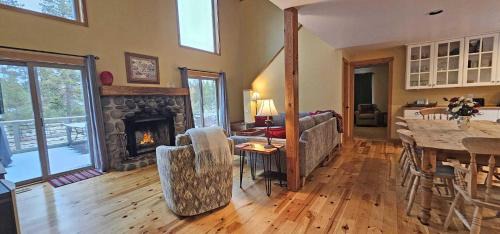 Three-Bedroom Vacation Home 