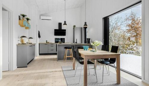 Three-Bedroom Vacation Home 