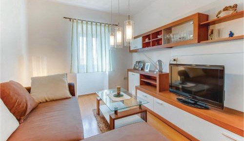 Three-Bedroom Vacation Home 