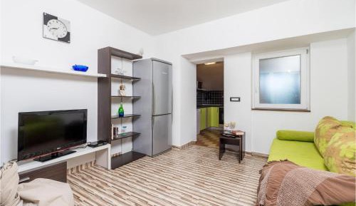 Three-Bedroom Vacation Home 