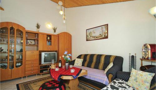 One-Bedroom Vacation Home