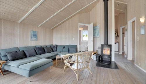 Three-Bedroom Vacation Home 