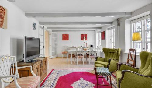 Three-Bedroom Vacation Home 