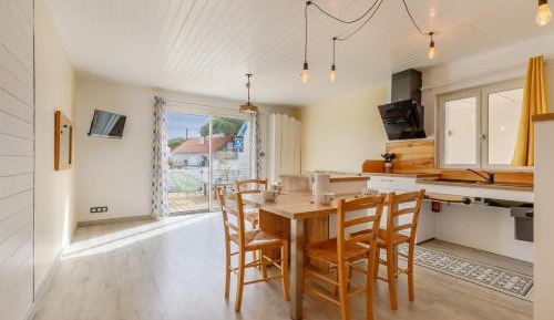 One-Bedroom Apartment, street side, ground floor, disabled access La Fromentine