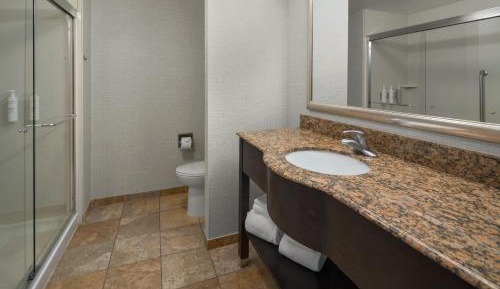 Queen Room with Two Queen Beds - Mobility and Hearing Access/Non-Smoking