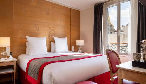 Romantic Invalides view