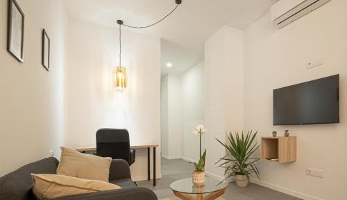 One-bedroom Loft Apartment 