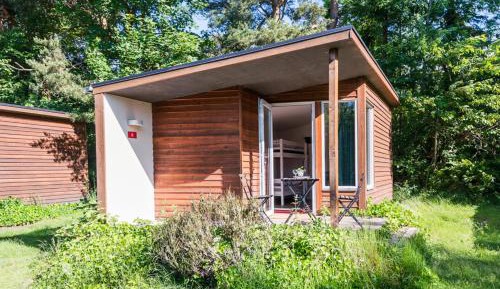 Standard Bungalow - Shared Bathroom
