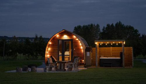Standard Cabin with Jacuzzi Hot Tub