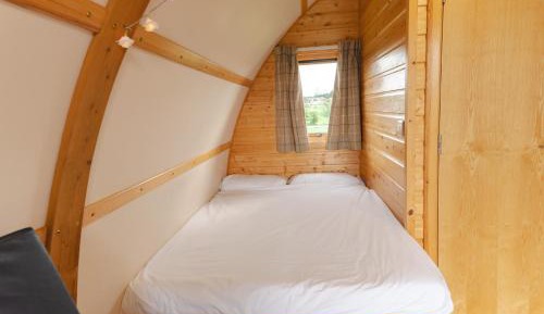 Standard Cabin with Hot Tub