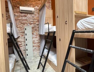 8-Bed Mixed Dormitory Room