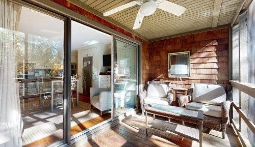 One Bedroom Apartment