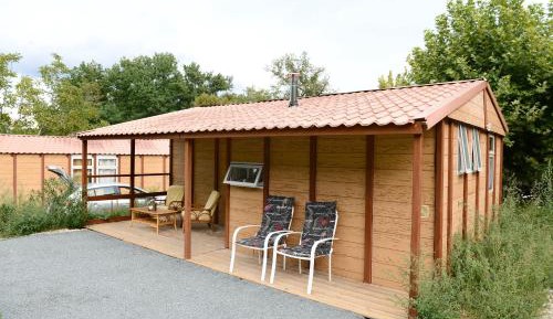 Bungalow with Garden View