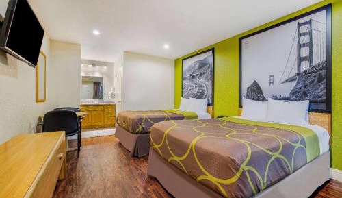 Double Room with Two Double Beds - Non-Smoking